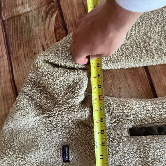 Women’s Fuzzy Patagonia Small Full Zip Fleece Cream - Picture 8 of 8